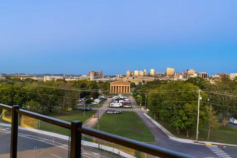 $2,302,700 | 321 31st Avenue North, Unit D2(1), Nashville, TN 37203