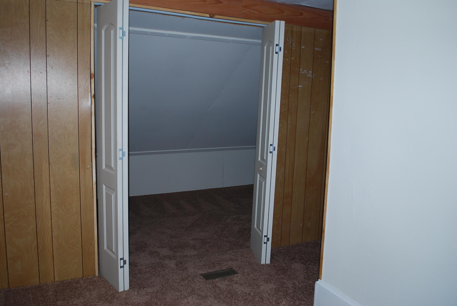 6960 Old Mill Road Roanoke, VA 24018 - Photo 41 of 46 Bedroom 3