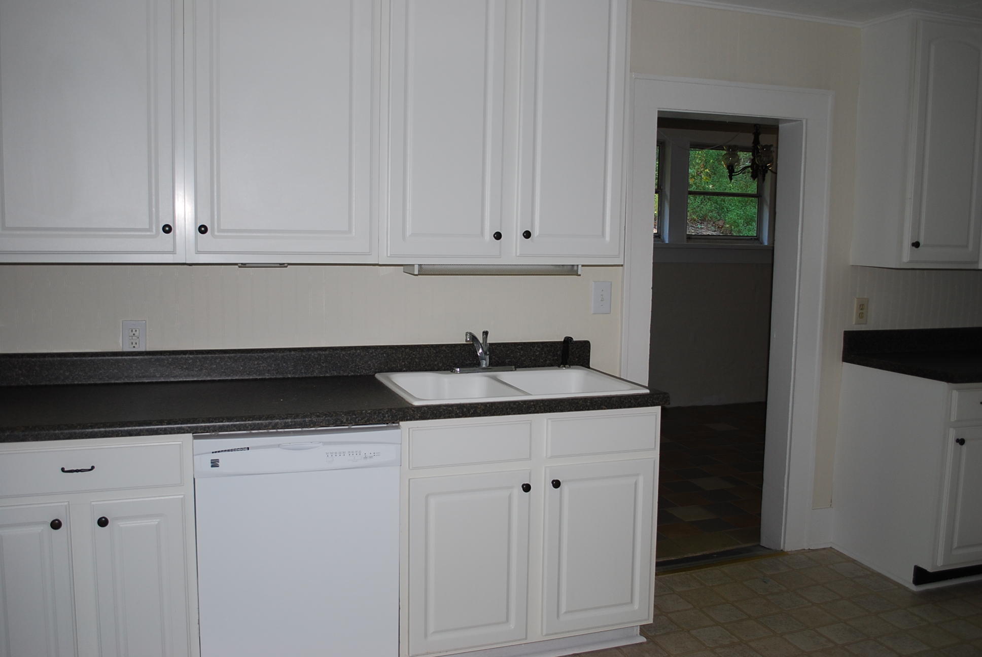 6960 Old Mill Road Roanoke, VA 24018 - Photo 8 of 46 Kitchen