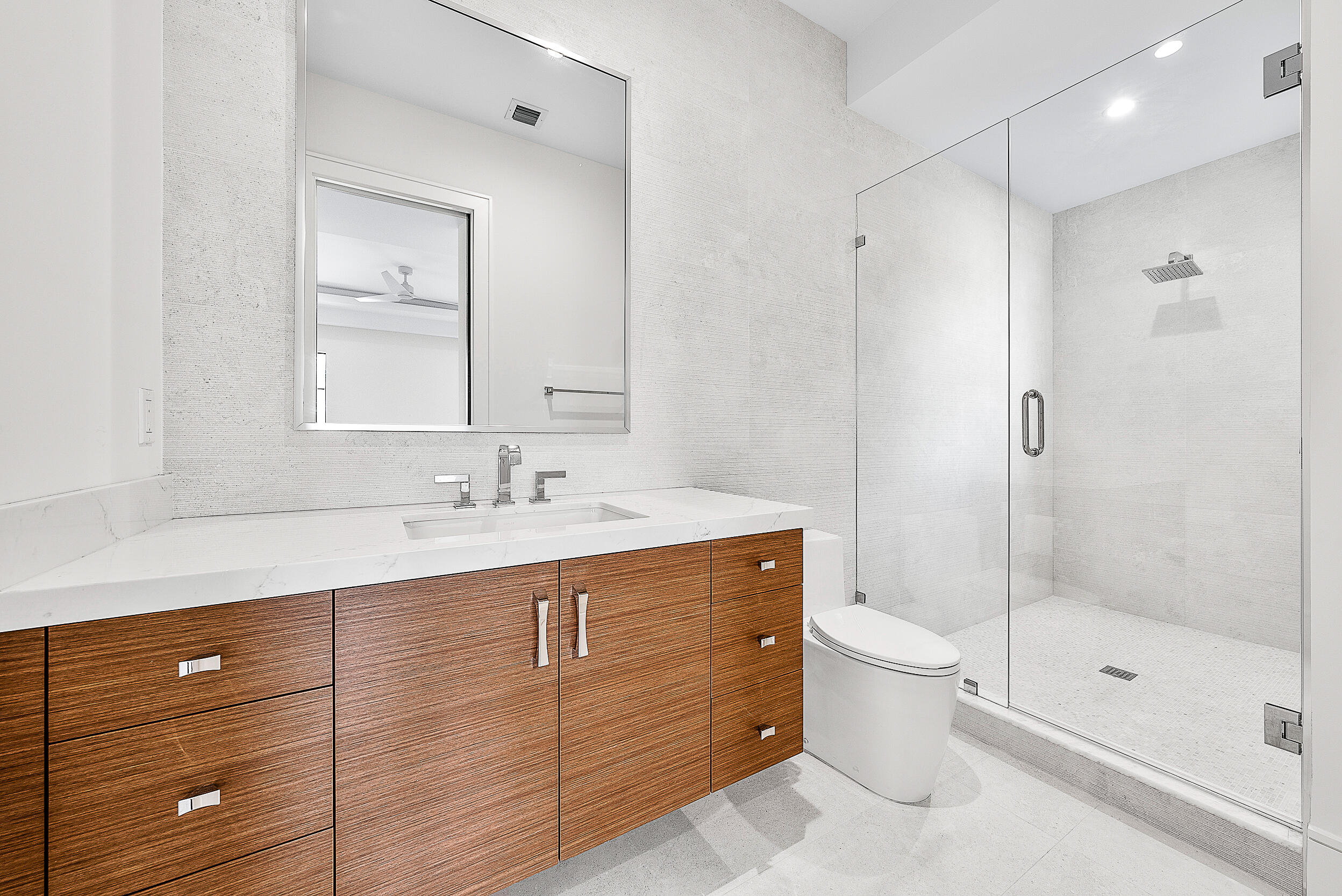 349 Eagle Drive Jupiter, FL 33477 - Photo 35 of 54 Bathroom