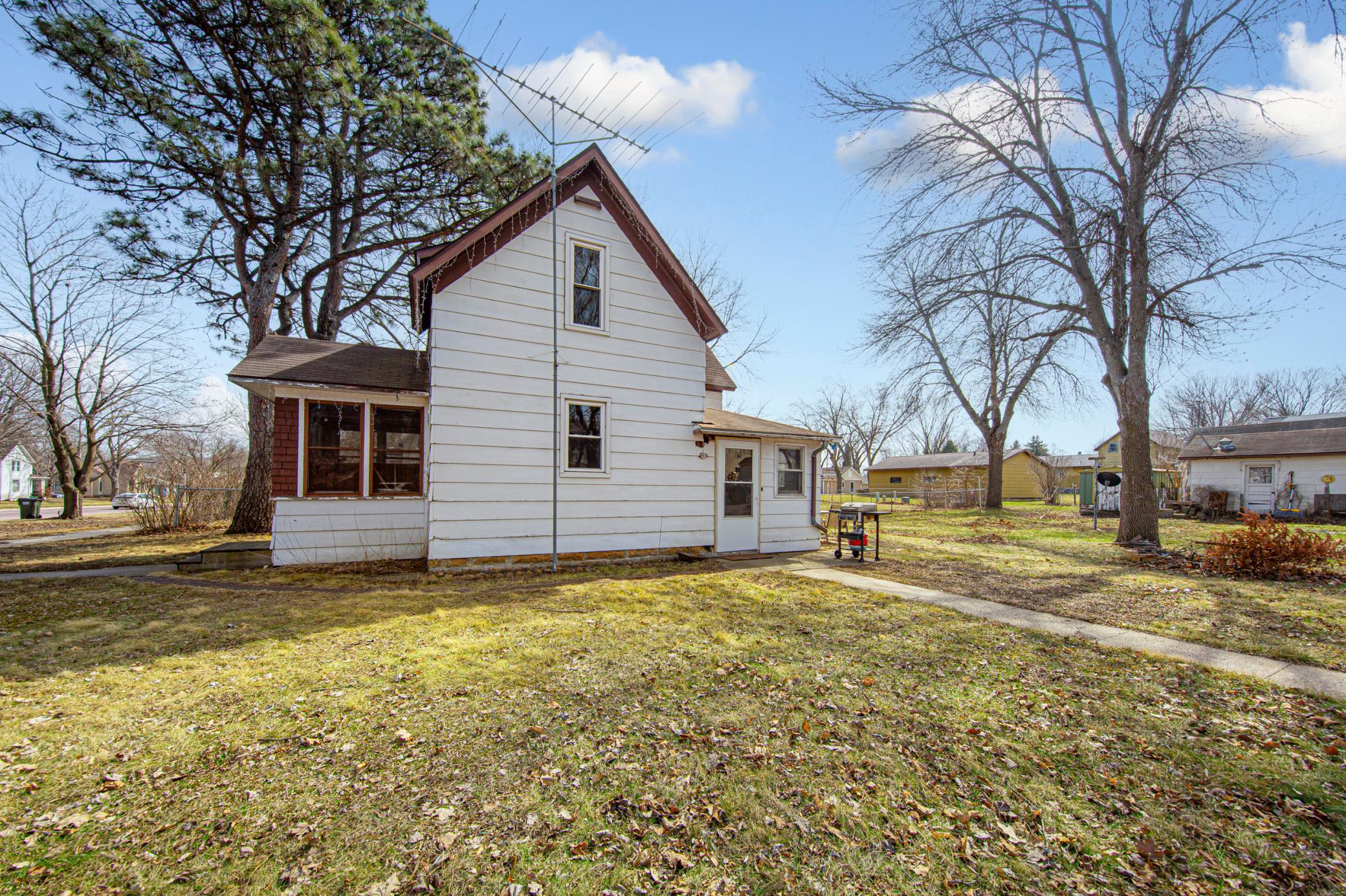 326 Jefferson Avenue St. Peter, MN 56082 - Photo 19 of 27