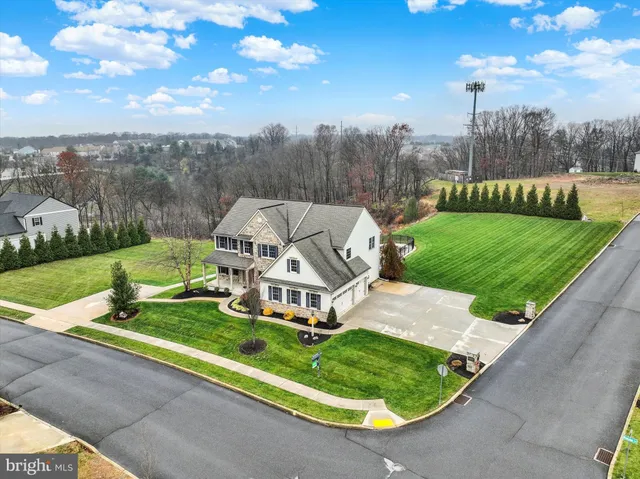$900,000 | 6400 Farmcrest Lane, Harrisburg, PA 17111