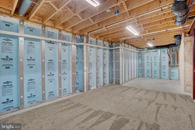 $900,000 | 6400 Farmcrest Lane, Harrisburg, PA 17111