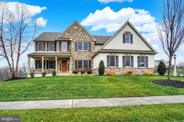 $900,000 | 6400 Farmcrest Lane, Harrisburg, PA 17111