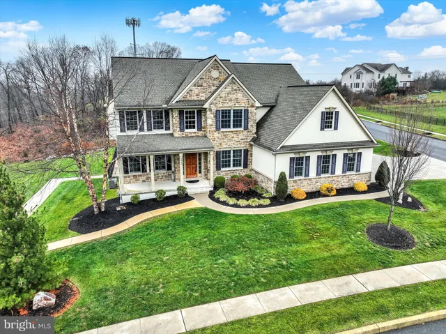 $900,000 | 6400 Farmcrest Lane, Harrisburg, PA 17111