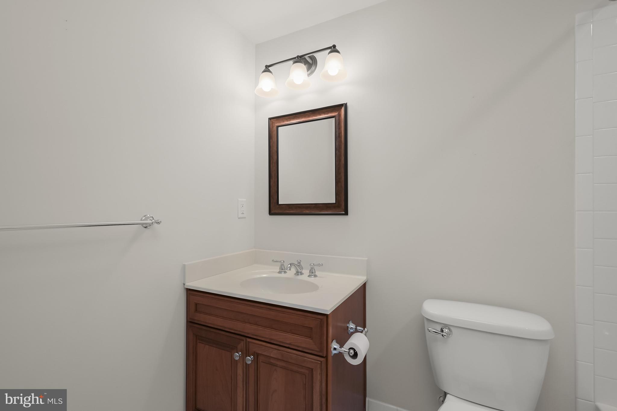 13338 Redspire Drive Silver Spring, MD 20906 - Photo 25 of 34 Full Bathroom 3