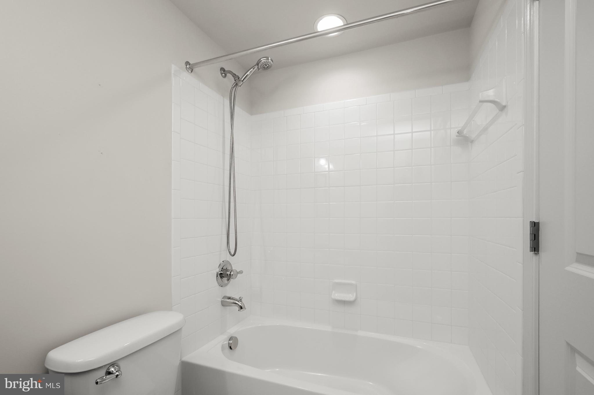 13338 Redspire Drive Silver Spring, MD 20906 - Photo 26 of 34 Full Bathroom 3