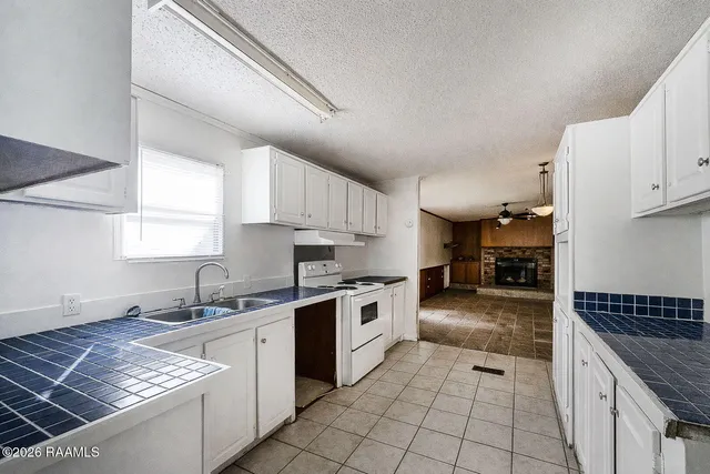 $1,200 | 929 Gazette Road, Scott, LA 70583