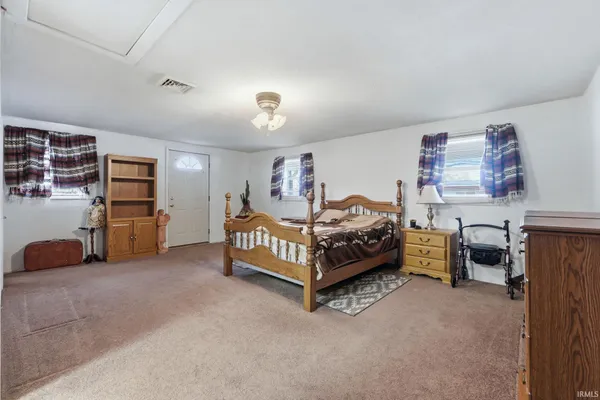 $249,900 | 13520 Illinois Street, Grabill, IN 46741