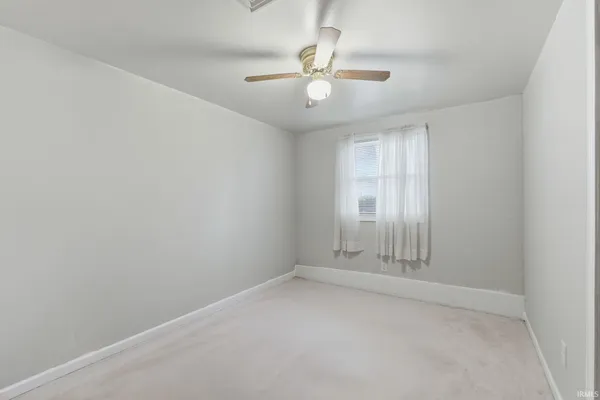 $249,900 | 13520 Illinois Street, Grabill, IN 46741