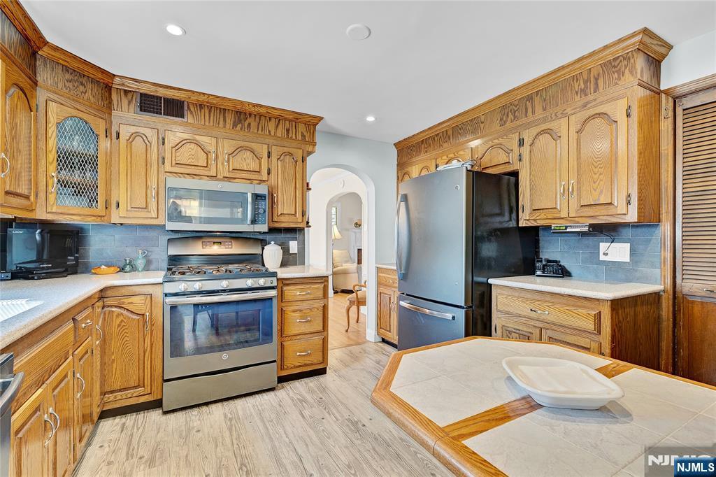 351 Orient Way Rutherford, NJ 07070 - Photo 9 of 41