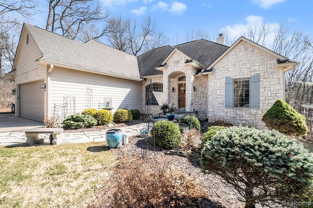 3502 Hunters Creek Road Metamora, MI 48455 - Photo 4 of 48