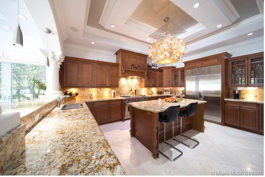 5385 Southwest 76th Street Miami, FL 33143 - Photo 15 of 65