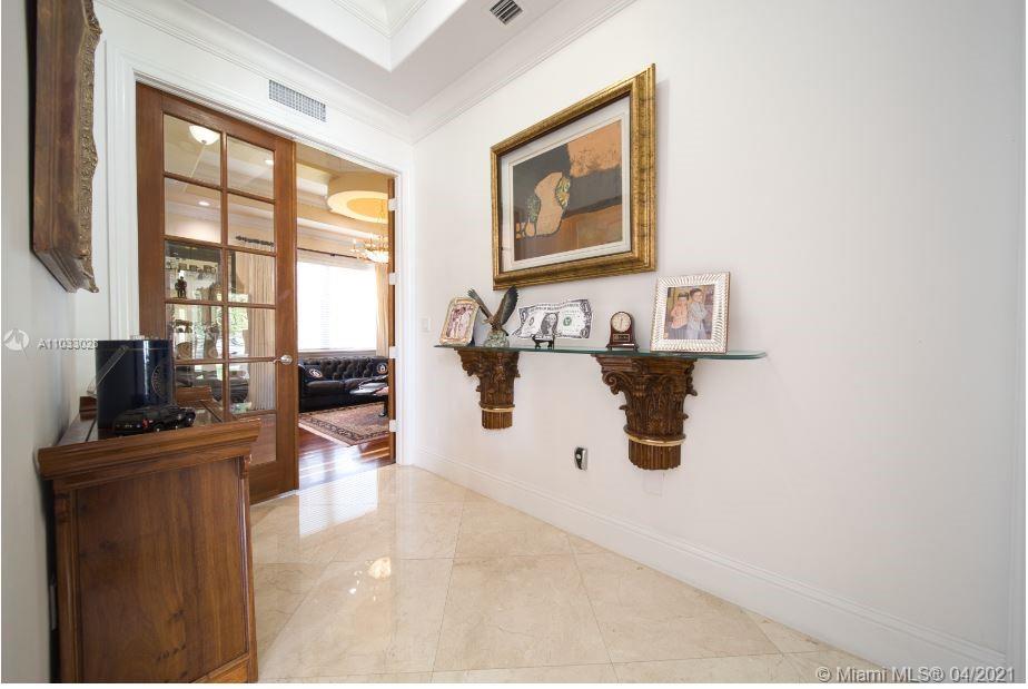 5385 Southwest 76th Street Miami, FL 33143 - Photo 40 of 65