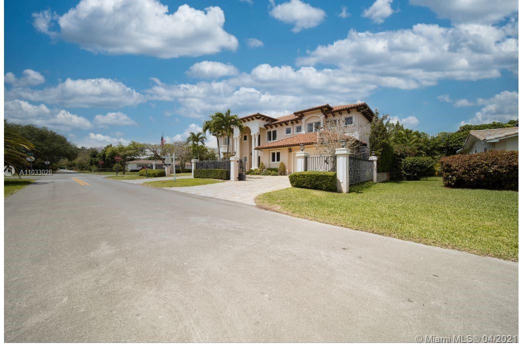 5385 Southwest 76th Street Miami, FL 33143 - Photo 5 of 65