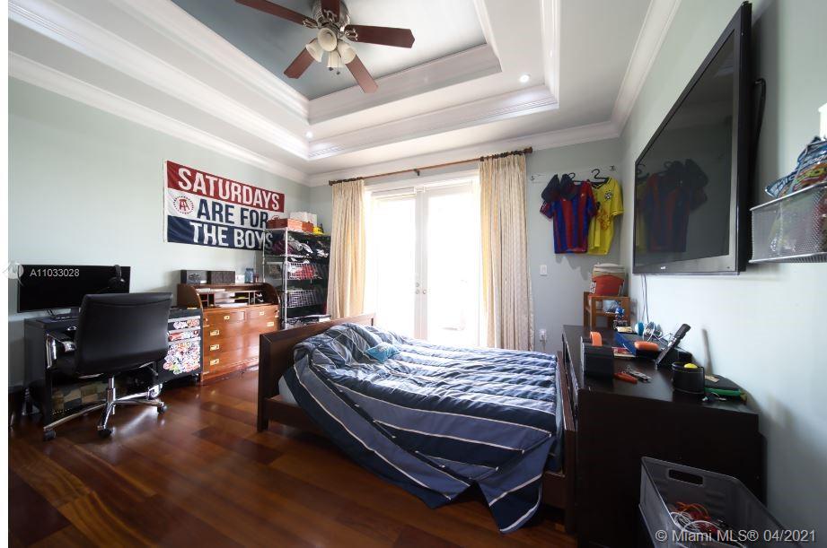 5385 Southwest 76th Street Miami, FL 33143 - Photo 48 of 65