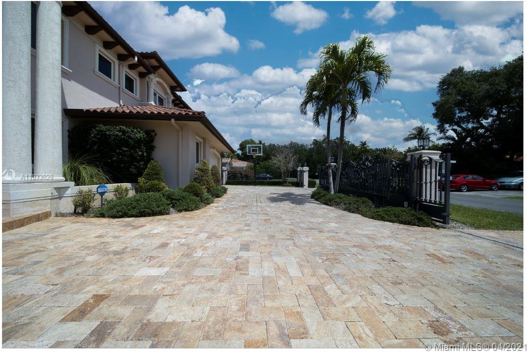 5385 Southwest 76th Street Miami, FL 33143 - Photo 64 of 65