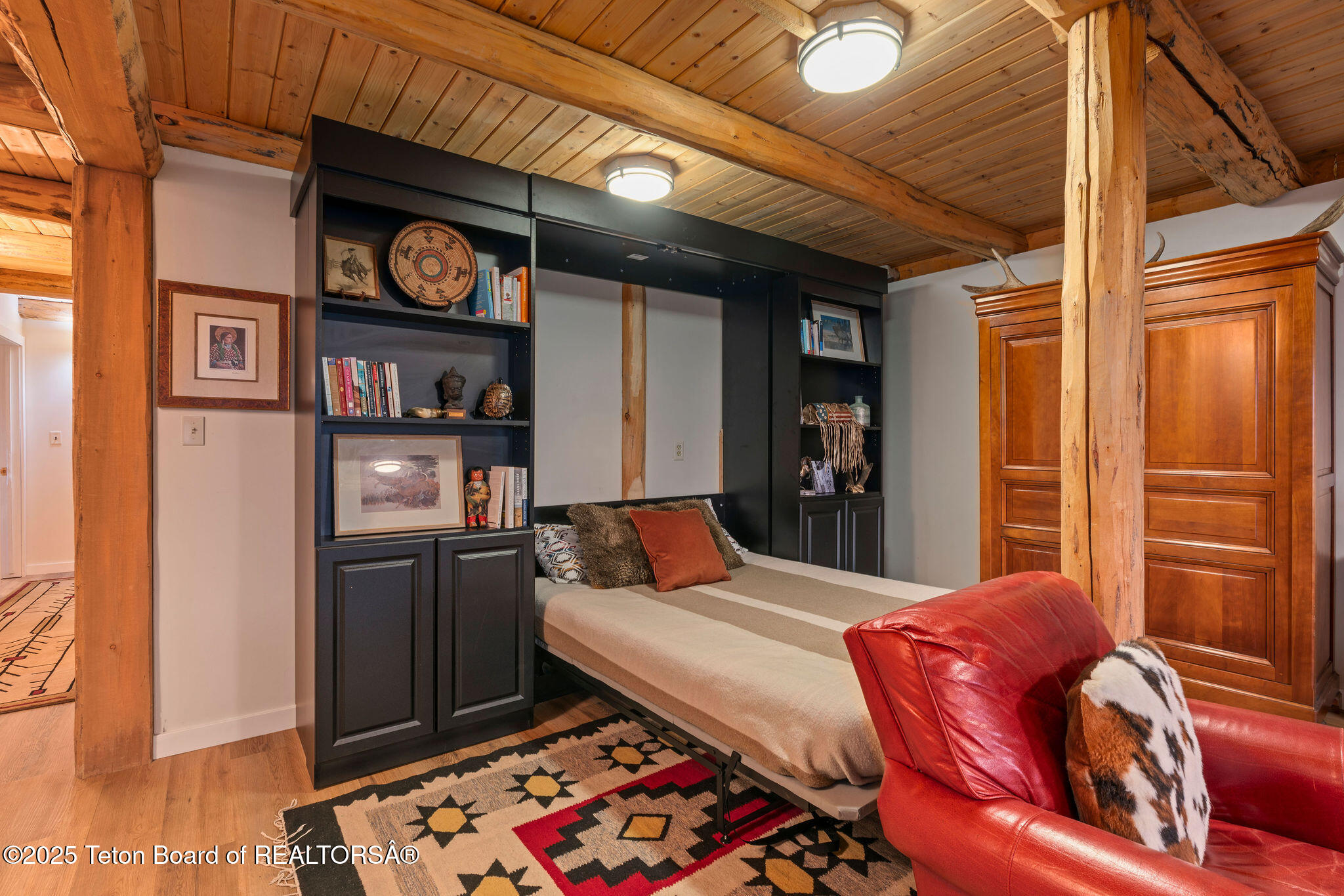 3045 Wildhorse Road Jackson, WY 83001 - Photo 25 of 45 Murphy Bed