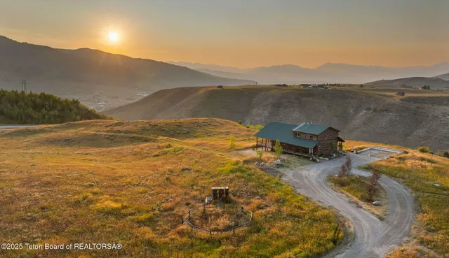 $2,995,000 | 3045 Wildhorse Road, Jackson, WY 83001