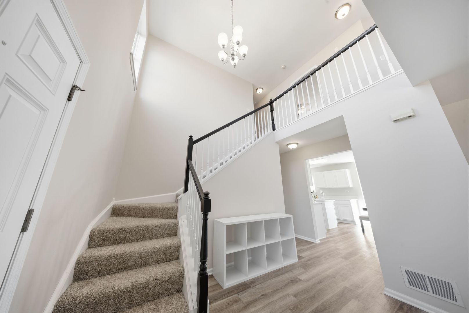 502 Kristen Street Plano, IL 60545 - Photo 6 of 30