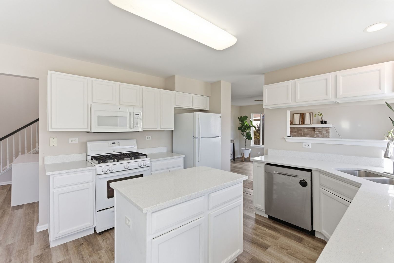 502 Kristen Street Plano, IL 60545 - Photo 9 of 30