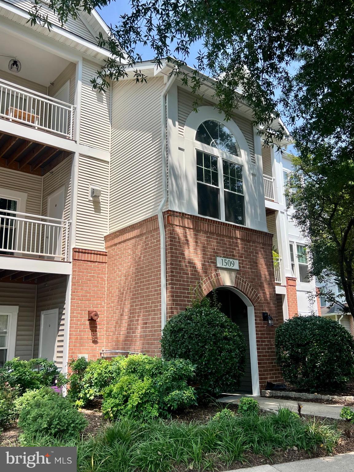 1509 North Point Drive, Unit 303 Reston, VA 20194 - Photo 35 of 44
