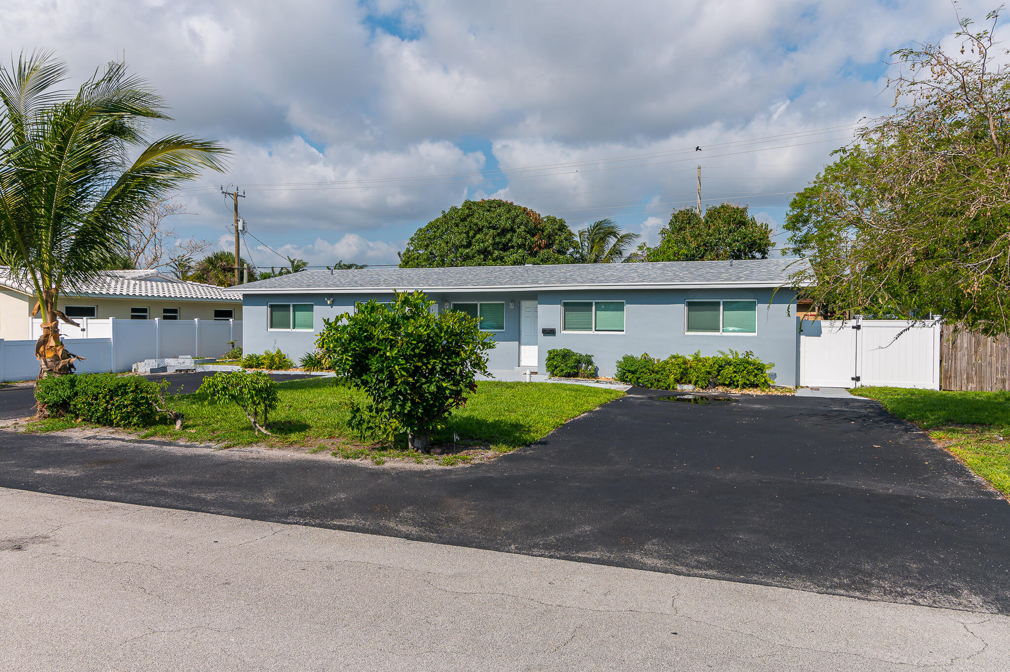 2499 Northeast 2nd Avenue, Unit B Boca Raton, FL 33431 - Photo 1 of 11 2499