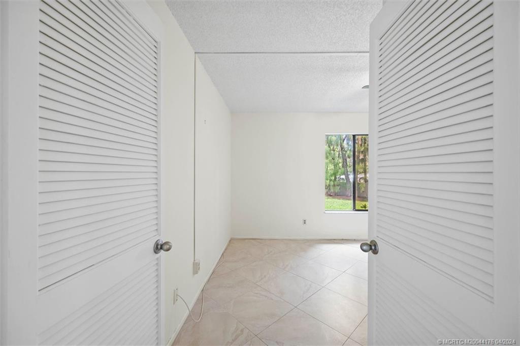 800 Northwest Fork Road, Unit 33 Stuart, FL 34994 - Photo 18 of 25 Gallery Image 18
