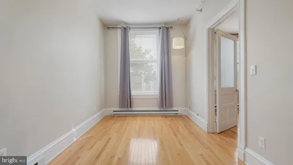 $1,950 | 22 North Main Street, Unit 3, Doylestown, PA 18901