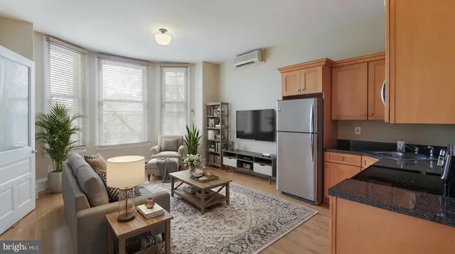 $1,950 | 22 North Main Street, Unit 3, Doylestown, PA 18901