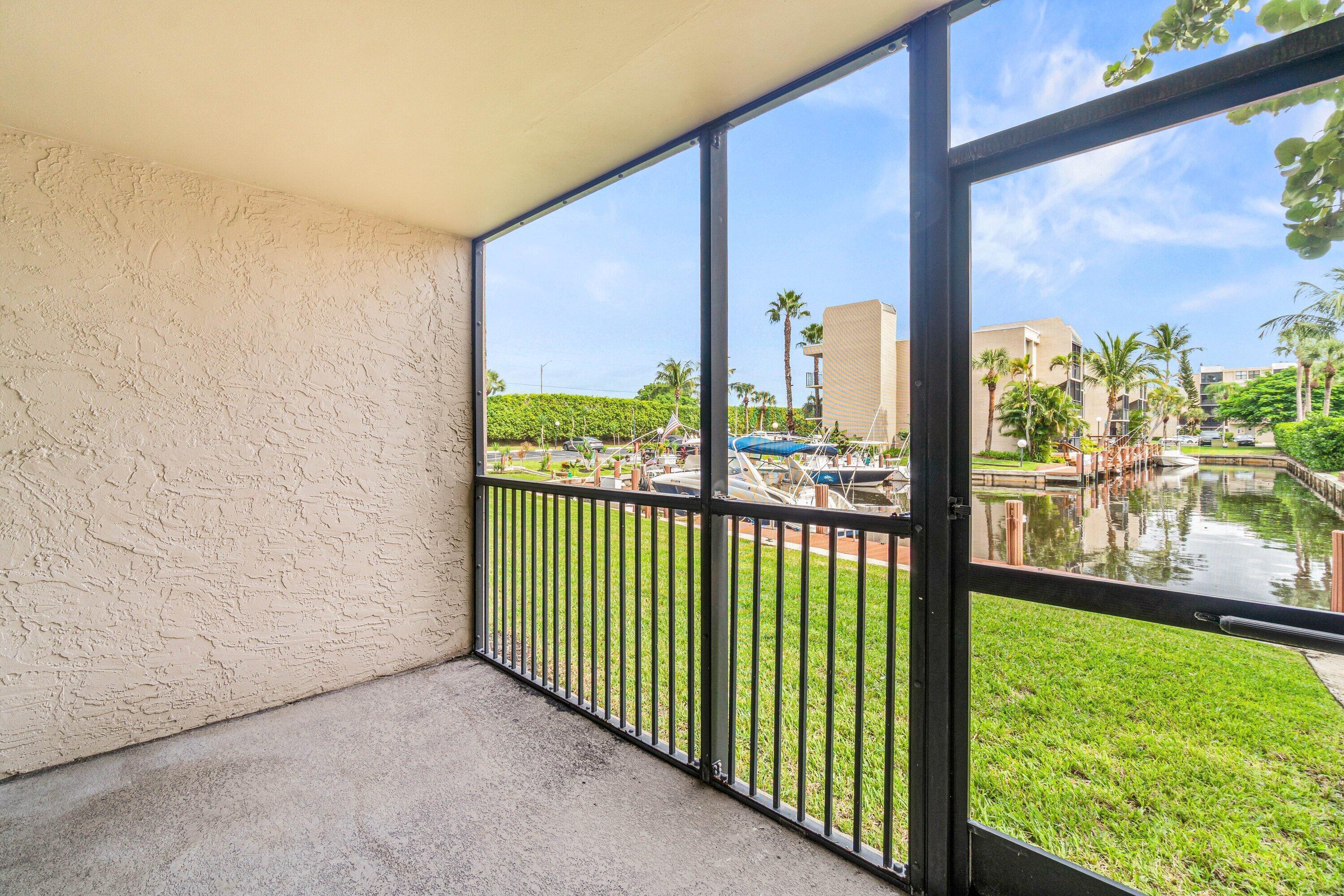 17 Royal Palm Way, Unit 103 Boca Raton, FL 33432 - Photo 14 of 30 022-17RoyalPalmWay-103-BocaRaton-FL-3343