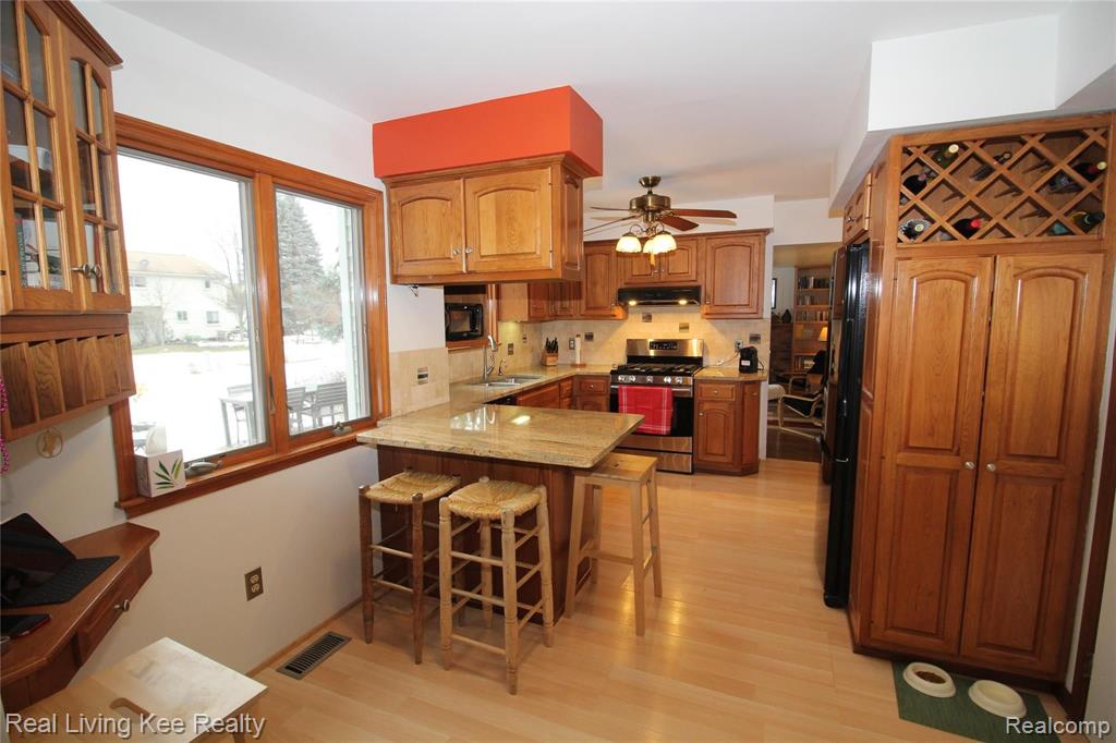 1577 Deerhurst Lane Rochester Hills, MI 48307 - Photo 7 of 45