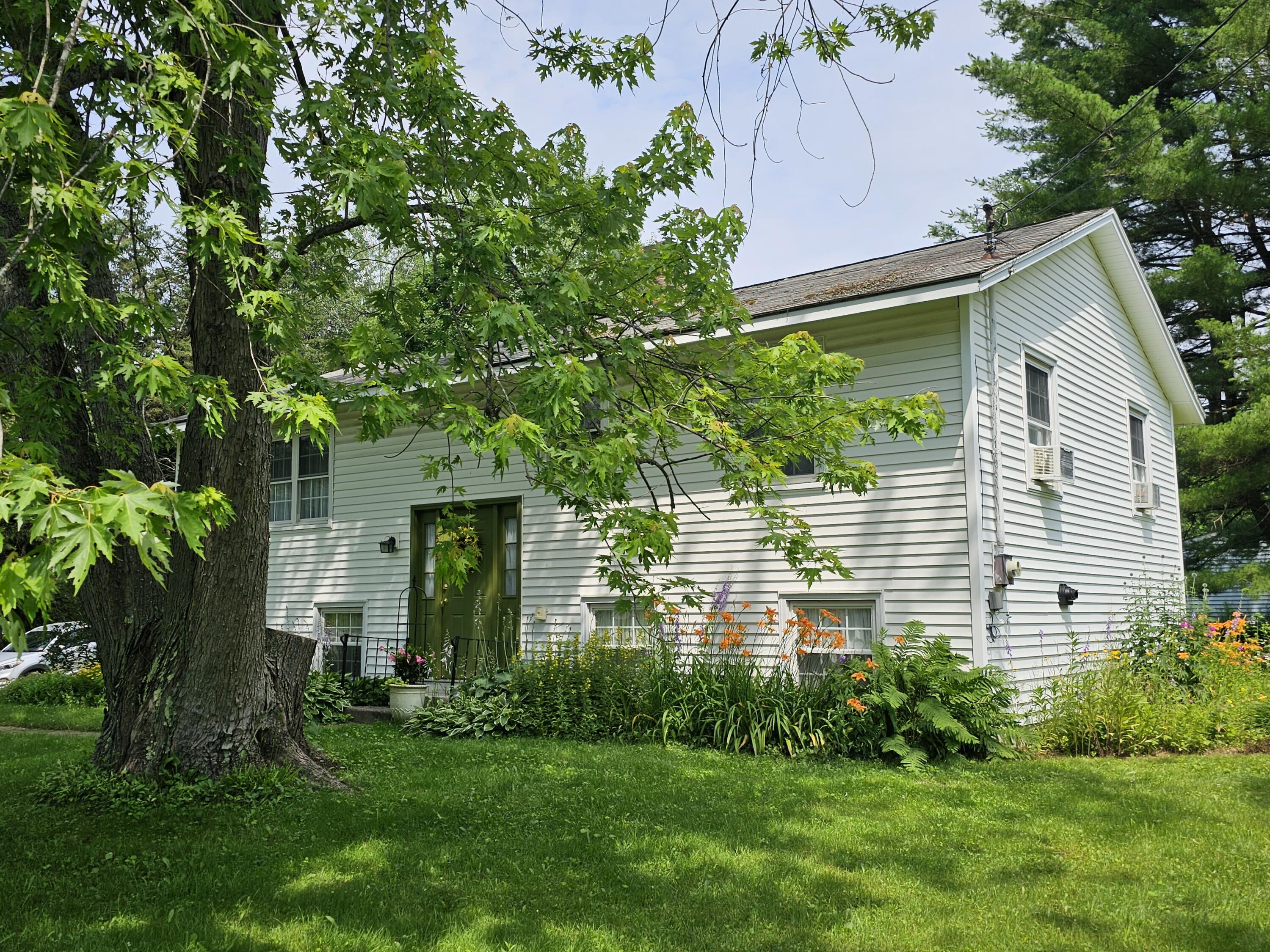 595 Fairbanks Road Farmington, ME 04938 - Photo 3 of 37 20230713_111535