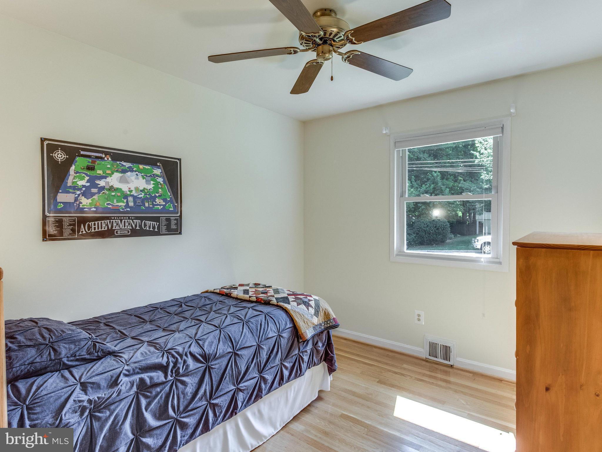 6220 Tyner Street Springfield, VA 22152 - Photo 16 of 30 Bedroom 4