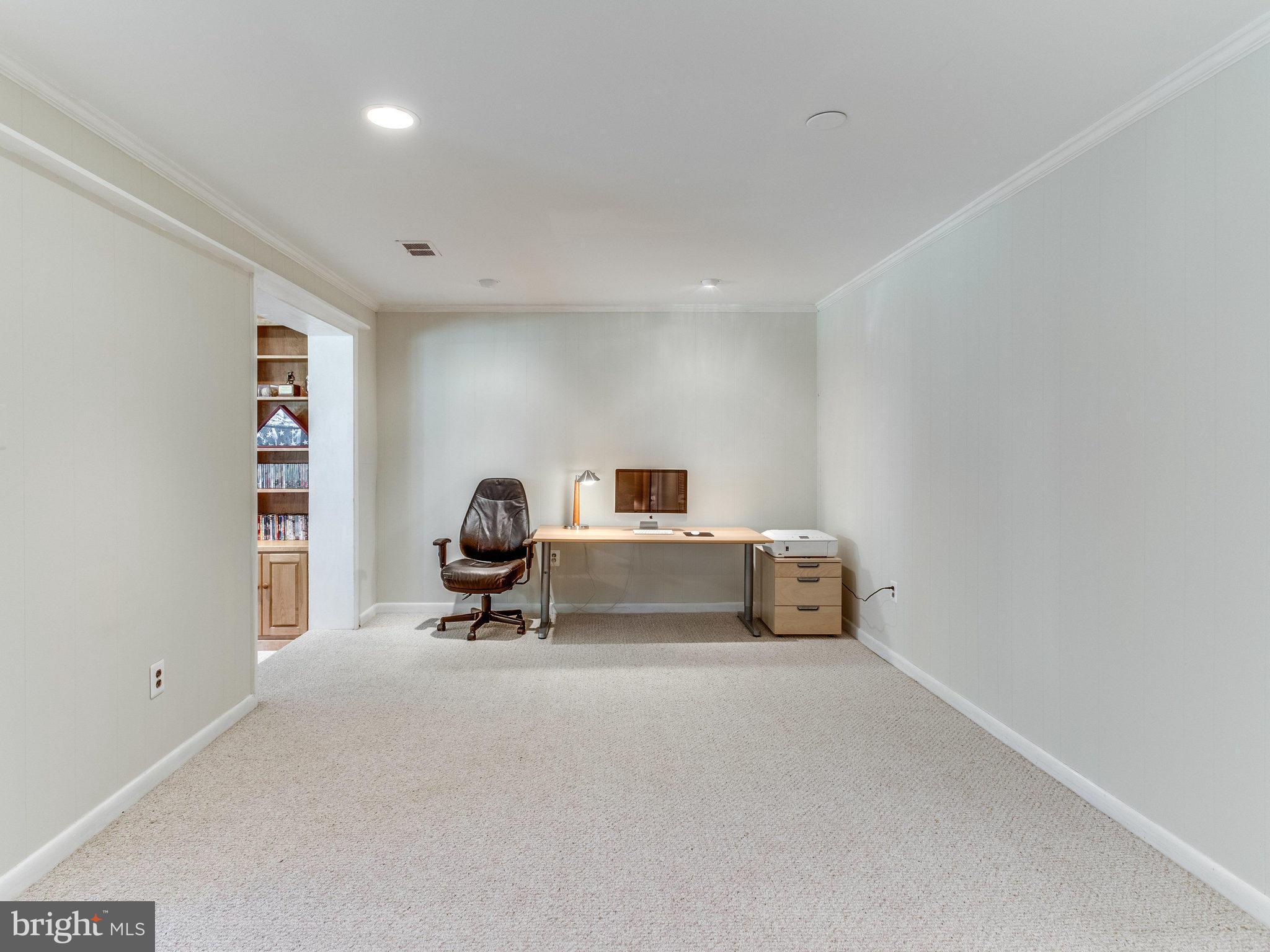 6220 Tyner Street Springfield, VA 22152 - Photo 25 of 30 basement