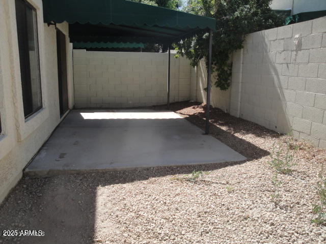 7461 West Matilda Lane Glendale, AZ 85308 - Photo 17 of 18 a view of a backyard of the house