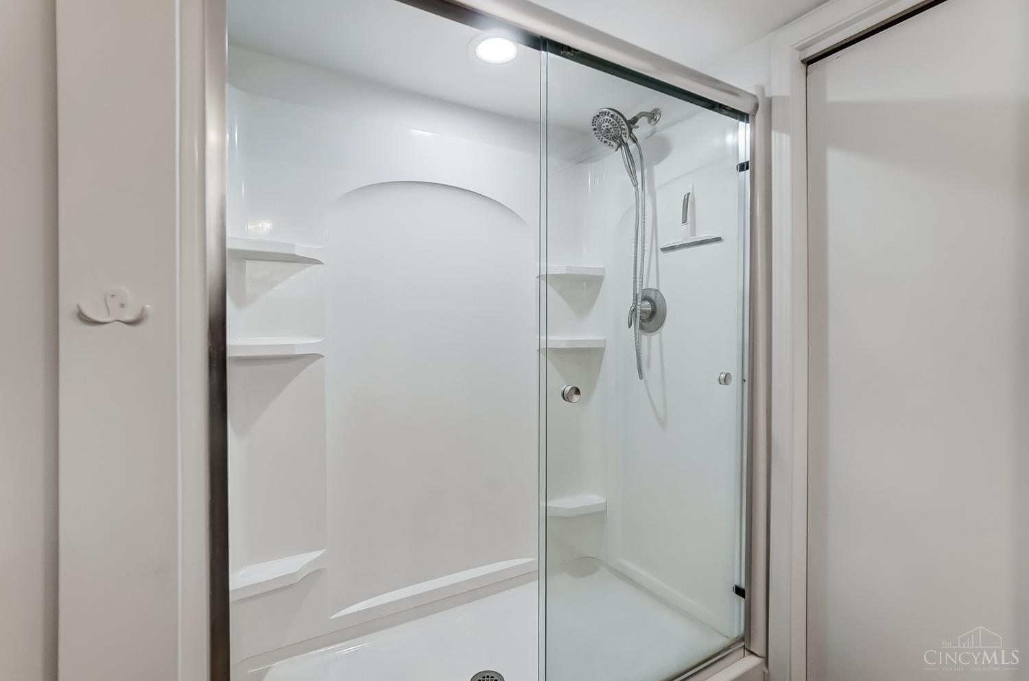 2795 8 Mile Road Cincinnati, OH 45244 - Photo 39 of 62 Gallery Image 39