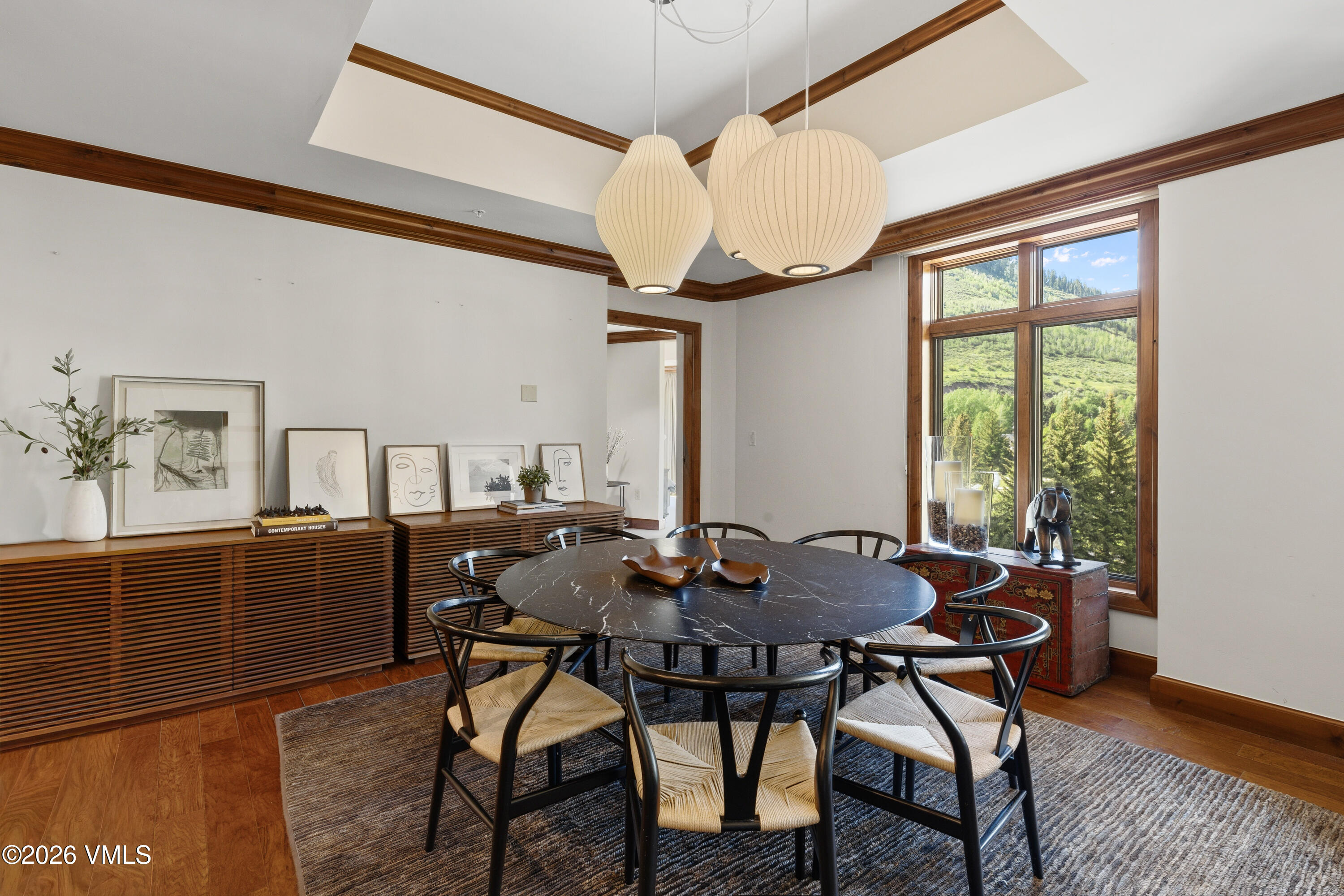 728 West Lionshead Circle, Unit R514 Vail, CO 81657 - Photo 12 of 36 DInning Area