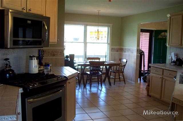 11385 Gilbert Road Memphis, MI 48041 - Photo 13 of 30 31146467-12.JPG