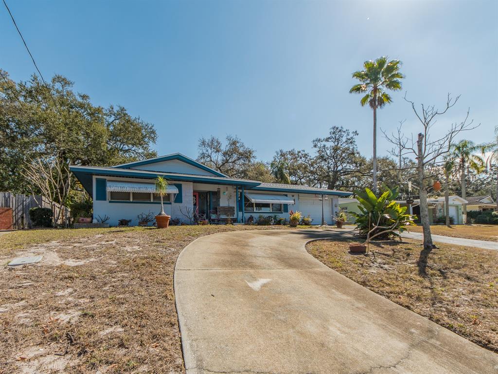 471 Sierra Circle Largo, FL 33770 - Photo 1 of 23