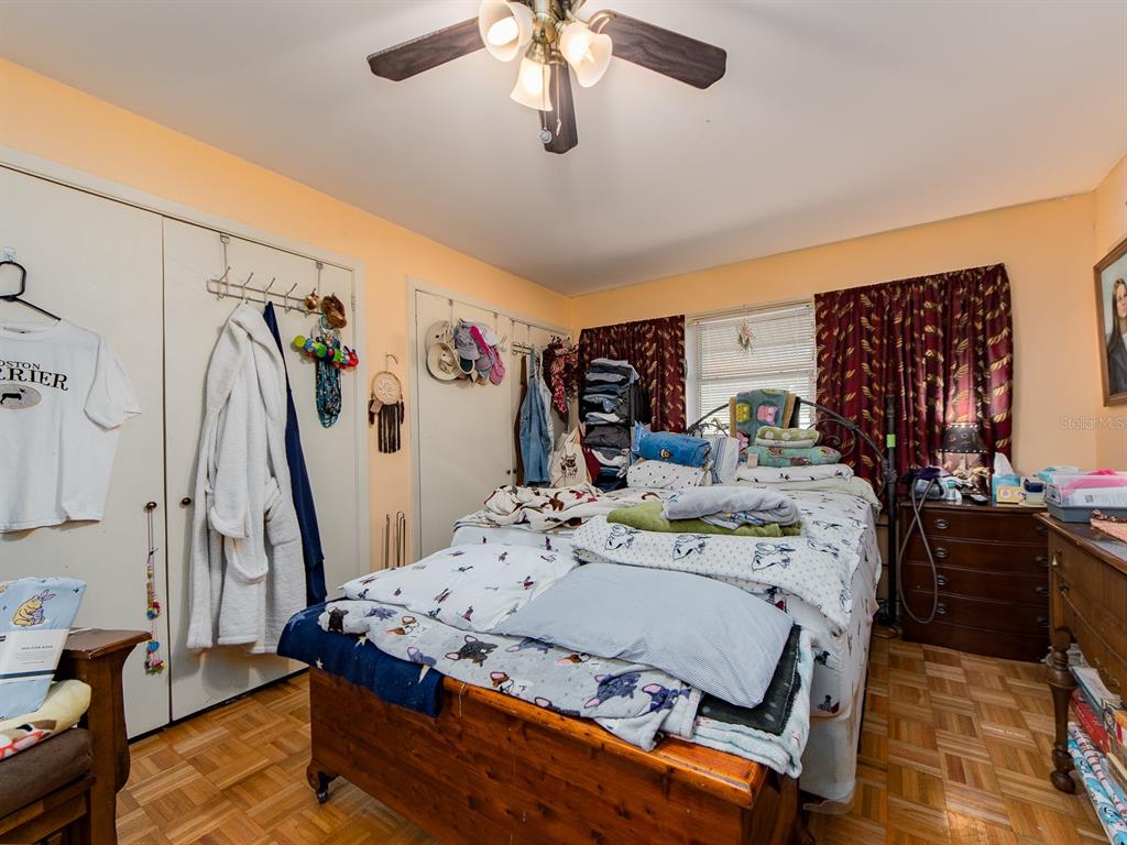 471 Sierra Circle Largo, FL 33770 - Photo 12 of 23