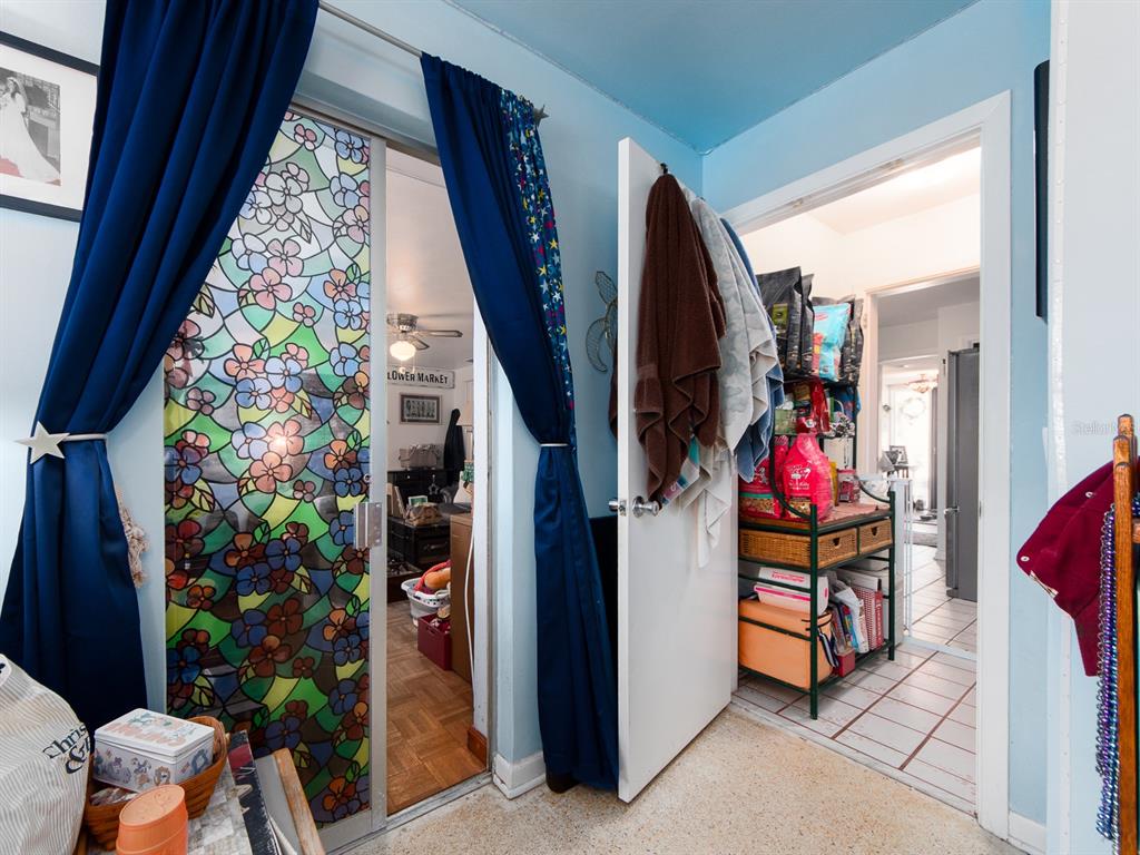 471 Sierra Circle Largo, FL 33770 - Photo 15 of 23