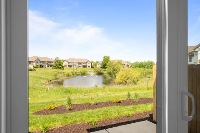 $814,000 | 713 Greenview Circle, Unit 5518A, Geneva, WI 53147