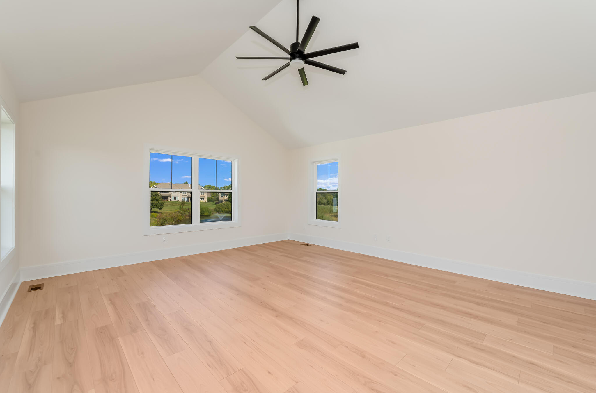 713 Greenview Circle, Unit 5518A Geneva, WI 53147 - Photo 19 of 42 GreenviewCircle-96