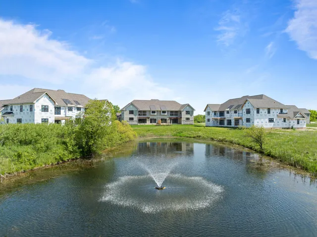 $814,000 | 713 Greenview Circle, Unit 5518A, Geneva, WI 53147