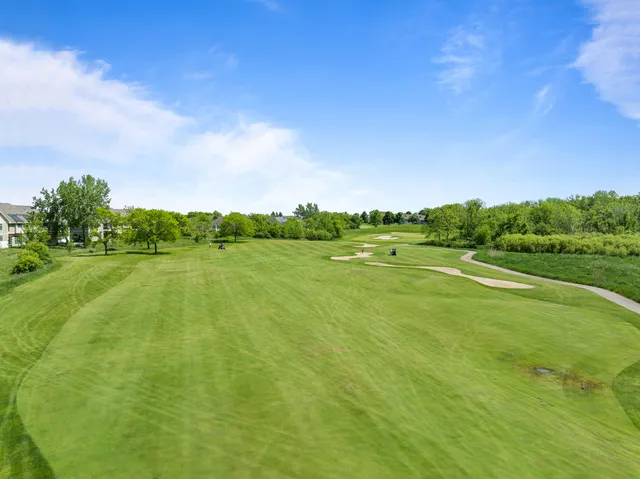 $814,000 | 713 Greenview Circle, Unit 5518A, Geneva, WI 53147