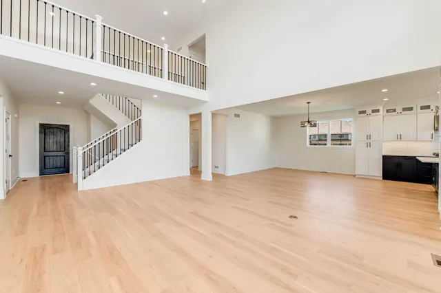 $814,000 | 713 Greenview Circle, Unit 5518A, Geneva, WI 53147