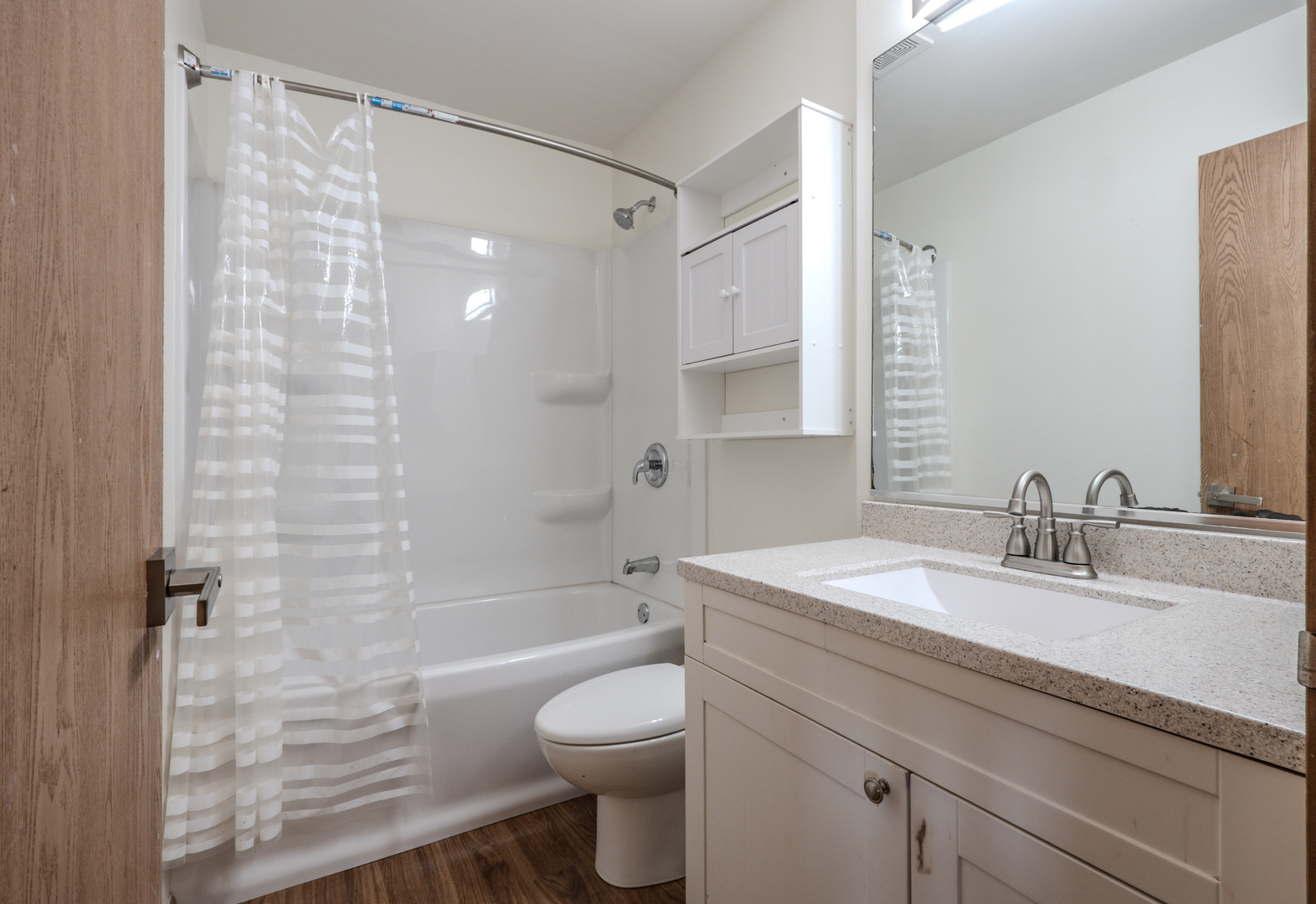 823 Park Bluff Circle Elgin, IL 60120 - Photo 9 of 20 a bathroom with a sink a toilet and shower