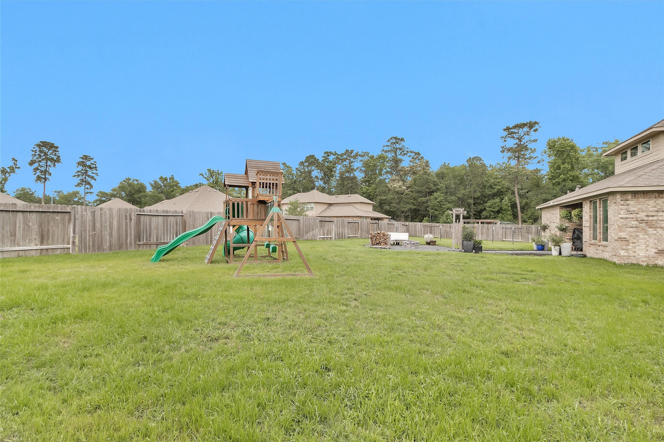 28000 Misty Evening Court Spring, TX 77386 - Photo 45 of 50 So much space!