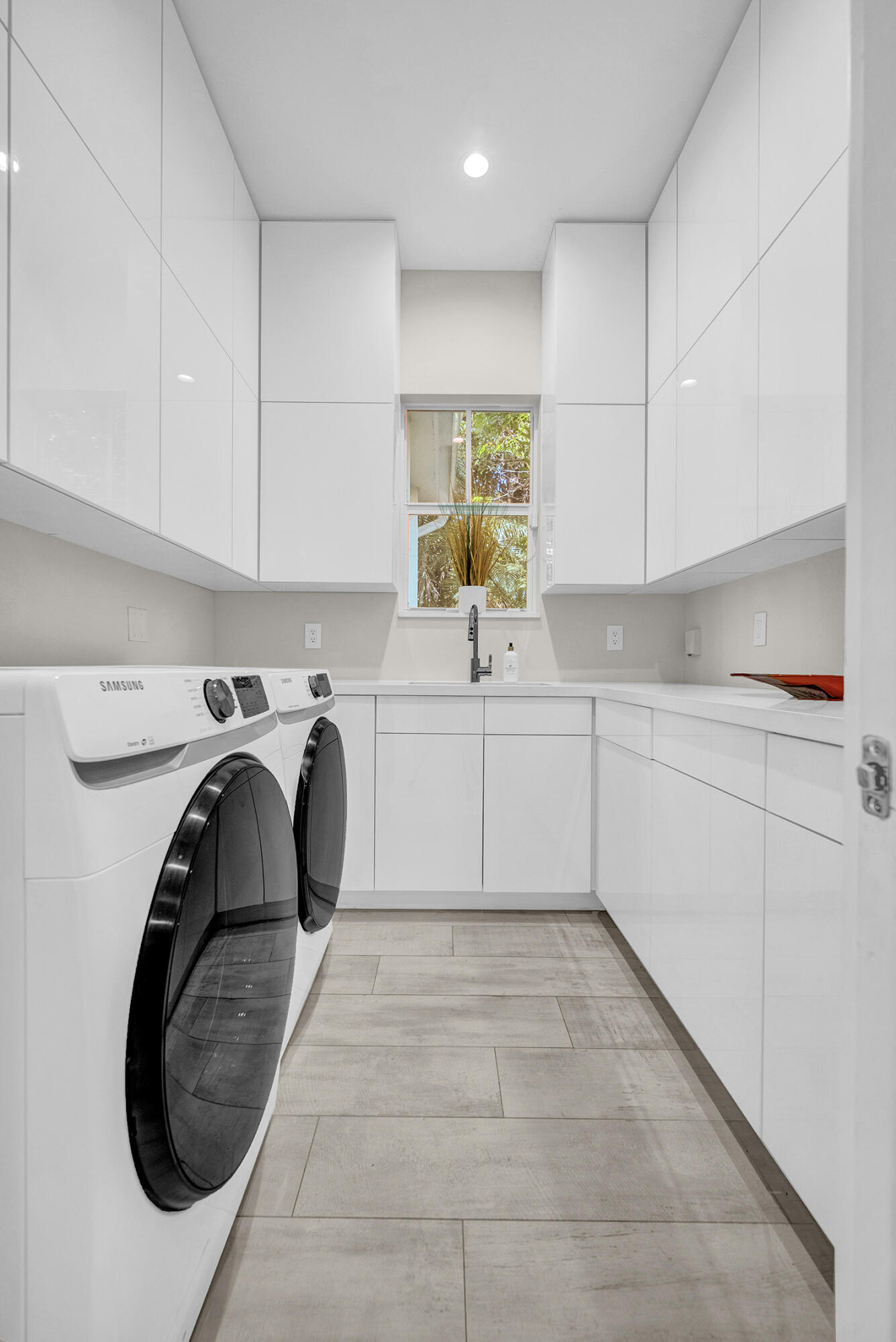 216 Northwest 11th Street Boca Raton, FL 33432 - Photo 45 of 53 DSC06492